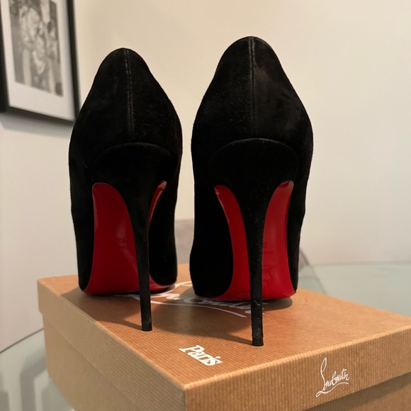 Christian Louboutin Pigalle Suede pumps - Picture 6 of 10